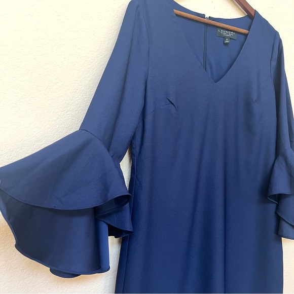 Laundry by Shelli Segal Los Angeles Blue Bell Sleeve Dress B17/35 - Picture 2 of 9